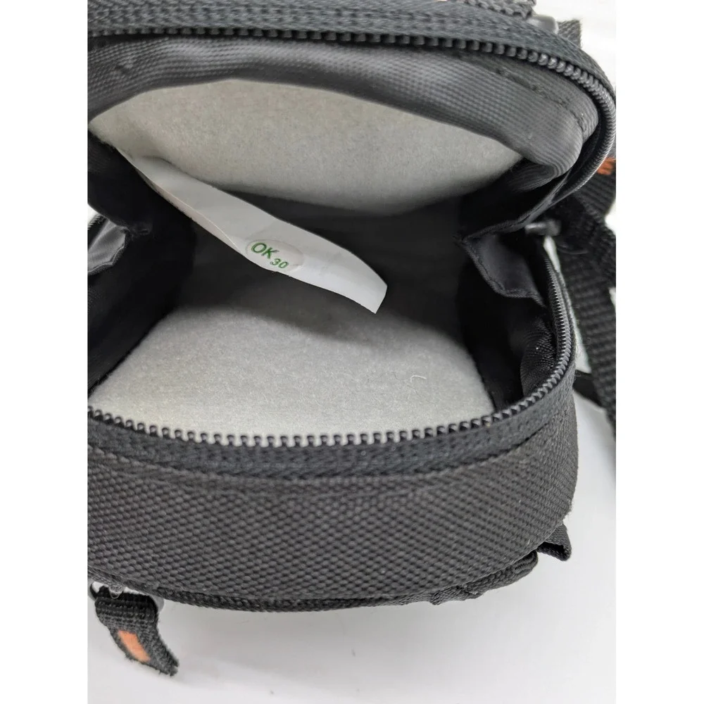 Lowepro Compact Camera Case Black Padded Shoulder Strap Digital Camera Bag